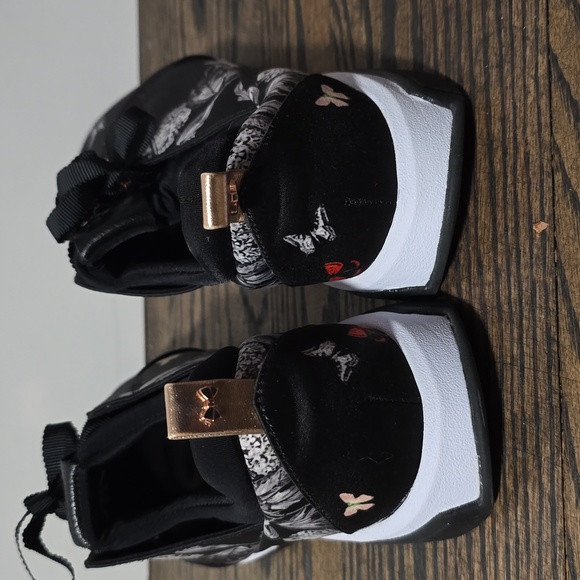 Ted Baker Women's Sneakers (size 10) - Picture 3 of 5